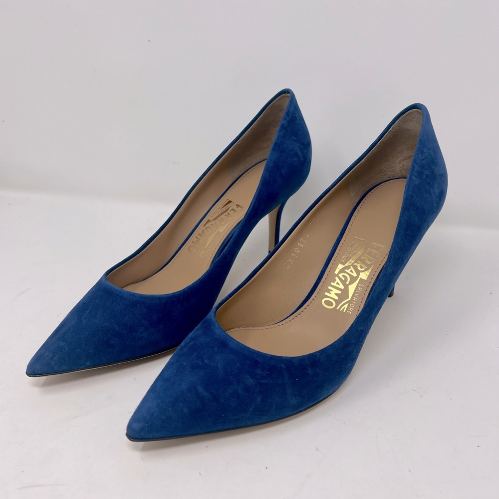Ferragamo Blue Heels Elegant Suede Pumps
